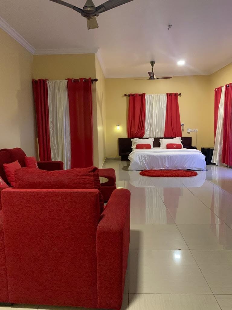 Executive Lounge Suite